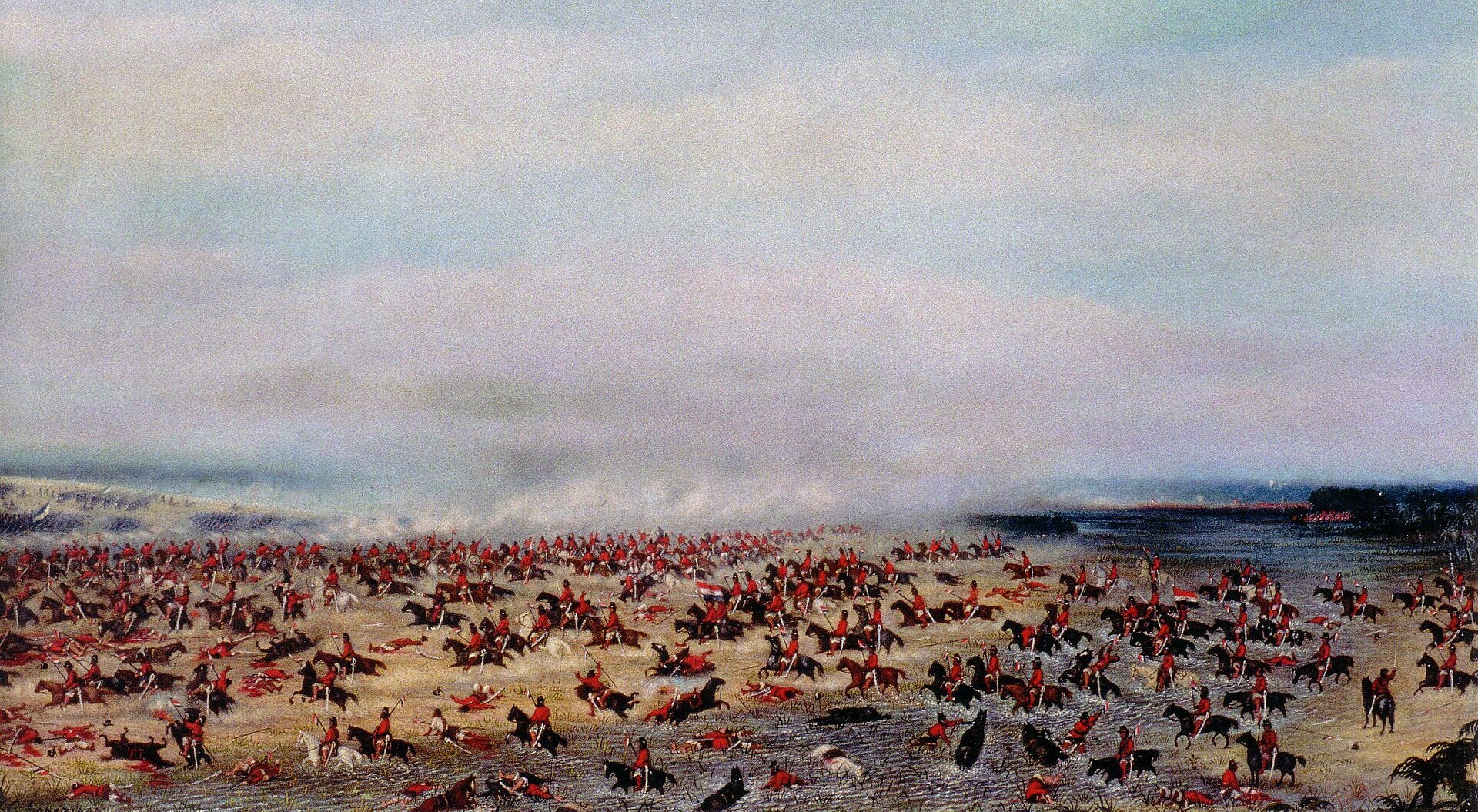 Pintura panorâmica de uma planície com centenas de cavaleiros de casaca vermelha em combate, soldados caídos no chão e fumaça de tiros no horizonte