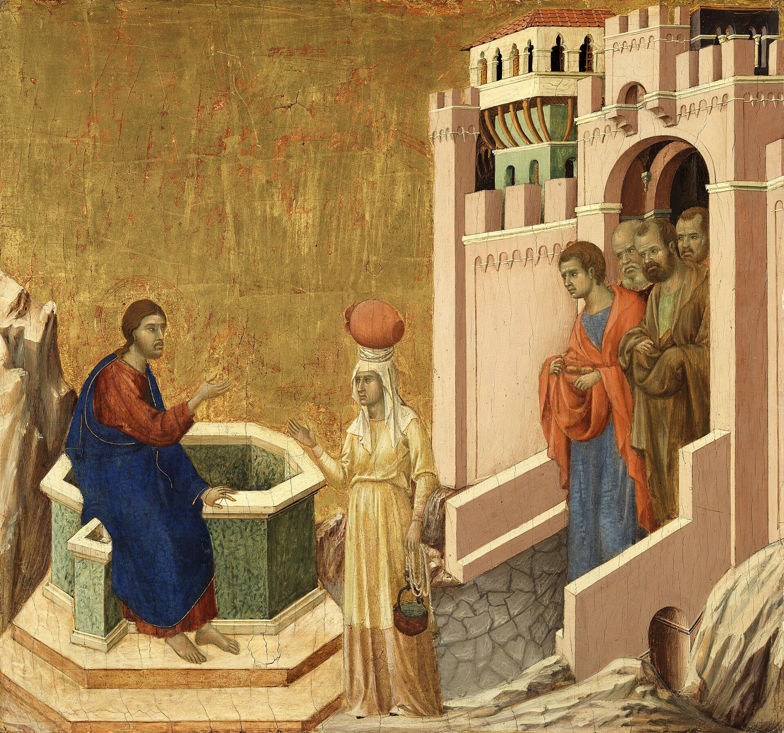 Painel medieval com fundo dourado em que Jesus, sentado junto a um poço, conversa com uma mulher que segura um jarro, com uma cidade murada à direita